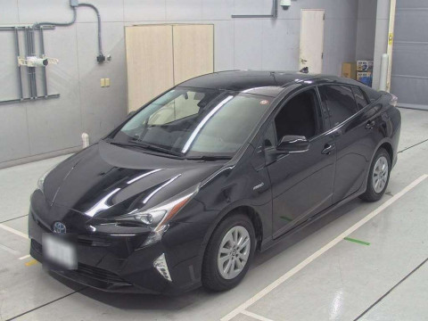 2018 Toyota Prius ZVW50[0]