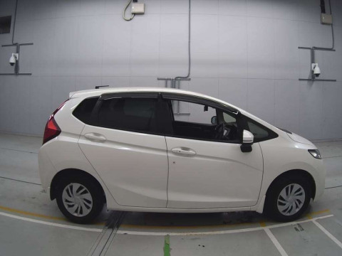 2015 Honda Fit GK3[2]