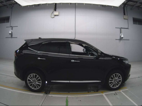 2018 Toyota Harrier ZSU60W[2]