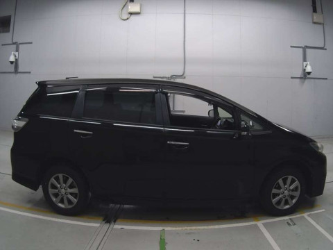 2014 Toyota Wish ZGE25W[2]