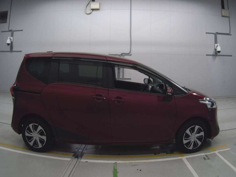 2019 Toyota Sienta NSP170G[2]