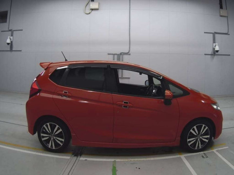 2014 Honda Fit GK5[2]