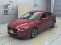 2018 Mazda Axela