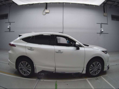 2020 Toyota Harrier MXUA85[2]