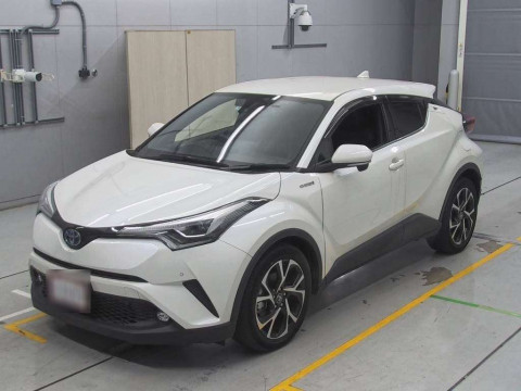 2019 Toyota C-HR ZYX10[0]