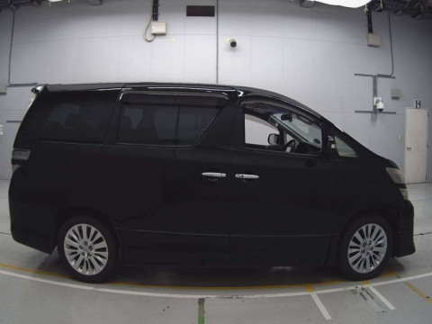 2012 Toyota Vellfire ANH20W[2]