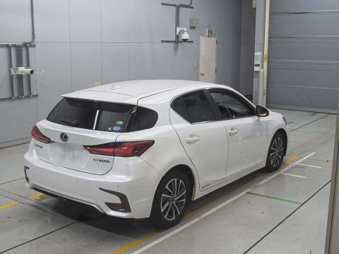 2017 Lexus CT ZWA10[1]