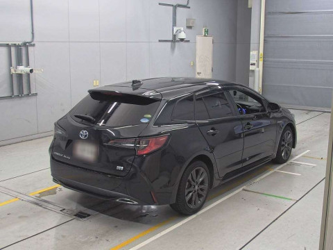 2019 Toyota Corolla Touring Wagon ZWE211W[1]