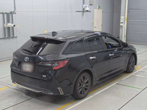 2020 Toyota Corolla Touring Wagon ZWE211W[1]