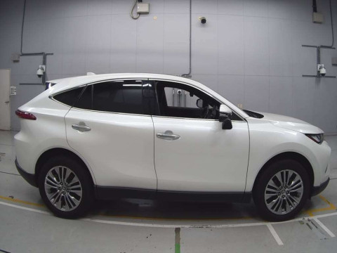 2021 Toyota Harrier MXUA80[2]