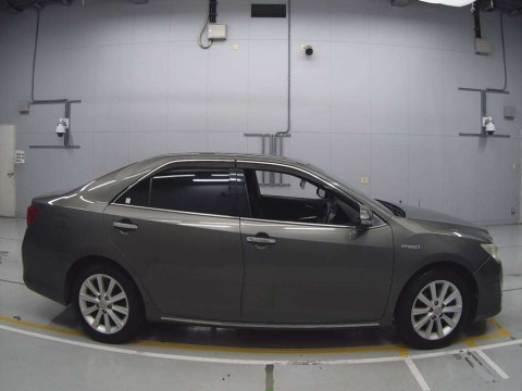 2011 Toyota Camry AVV50[2]