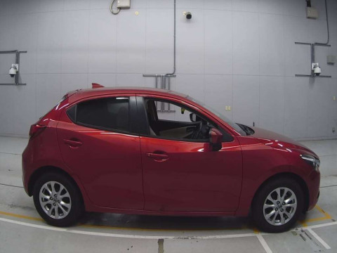 2016 Mazda Demio DJ3FS[2]