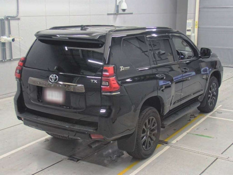 2022 Toyota Land Cruiser Prado TRJ150W[1]