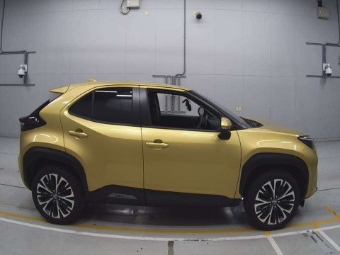 2020 Toyota YARIS CROSS MXPB15[2]