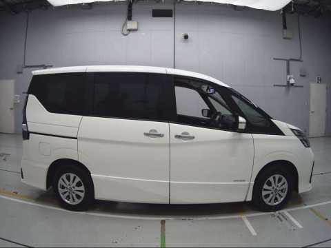 2022 Nissan Serena GFNC27[2]