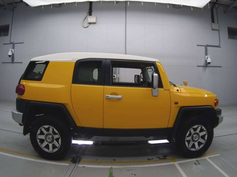 2015 Toyota FJ CRUISER GSJ15W[2]