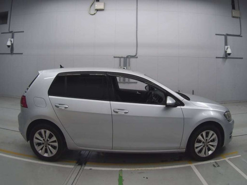 2013 Volkswagen Golf AUCJZ[2]