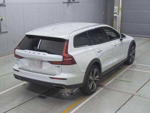 2020 Volvo V60 ZB420[1]