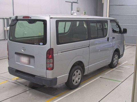 2008 Toyota Regiusace Van TRH200V[1]