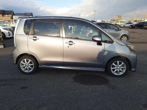 2013 Daihatsu Move LA100S[2]