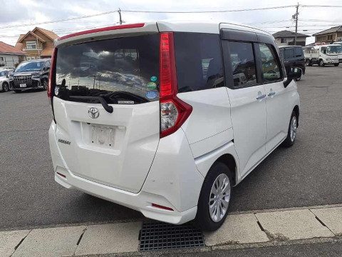 2019 Toyota Roomy M900A[1]