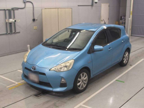 2012 Toyota Aqua NHP10[0]