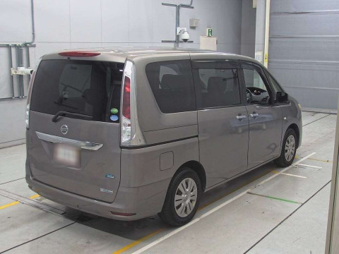 2012 Nissan Serena C26[1]