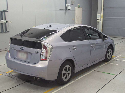 2014 Toyota Prius ZVW30[1]