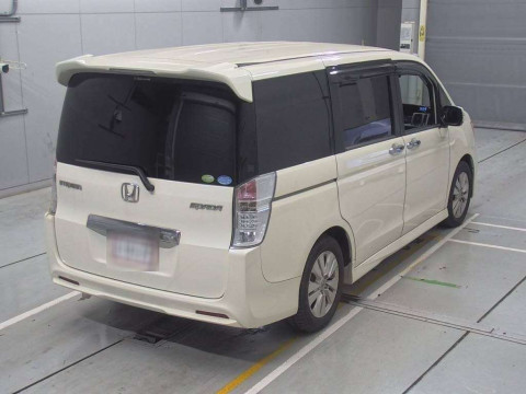 2011 Honda Step WGN Spada RK5[1]