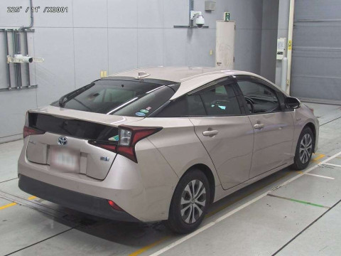 2019 Toyota Prius ZVW51[1]