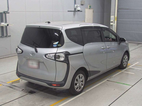 2016 Toyota Sienta NSP170G[1]