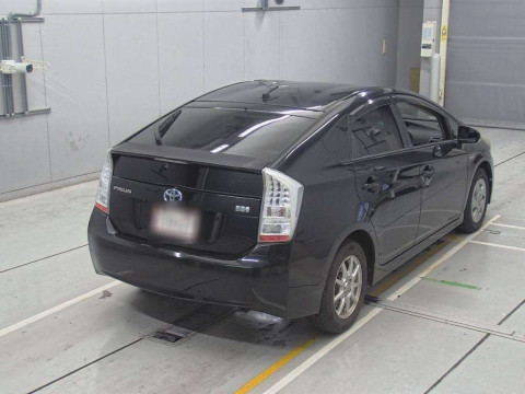 2010 Toyota Prius ZVW30[1]