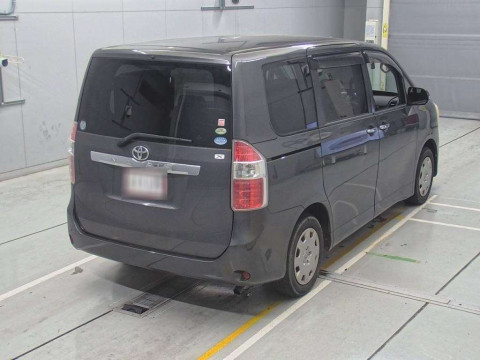 2009 Toyota Noah ZRR70G[1]