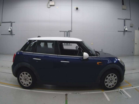 2015 Mini MINI XS12[2]