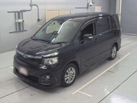 2011 Toyota Voxy ZRR70W[0]