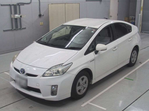 2010 Toyota Prius ZVW30[0]