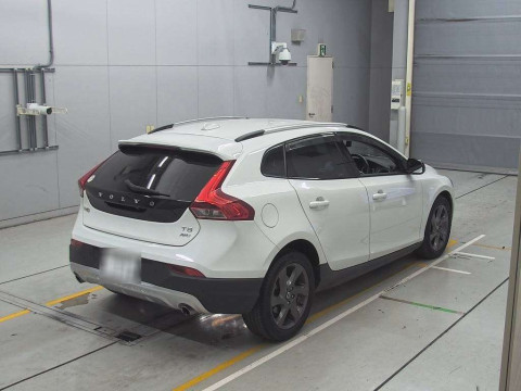 2013 Volvo V40 MB5204T[1]