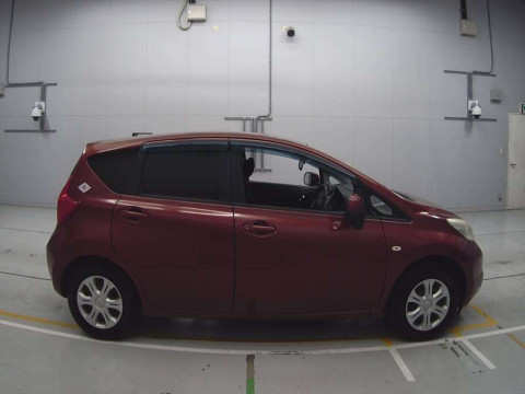 2014 Nissan Note E12[2]