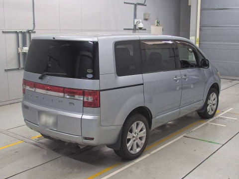 2007 Mitsubishi Delica D5 CV5W[1]