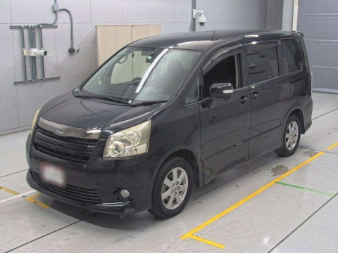 2009 Toyota Noah ZRR70W[0]