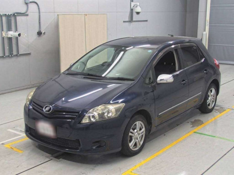 2011 Toyota Auris NZE151H[0]