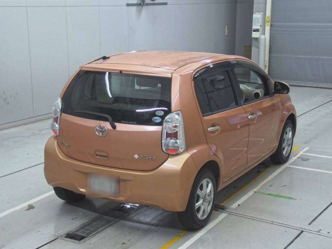 2011 Toyota Passo KGC30[1]