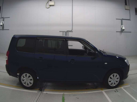 2015 Toyota Succeed NCP160V[2]