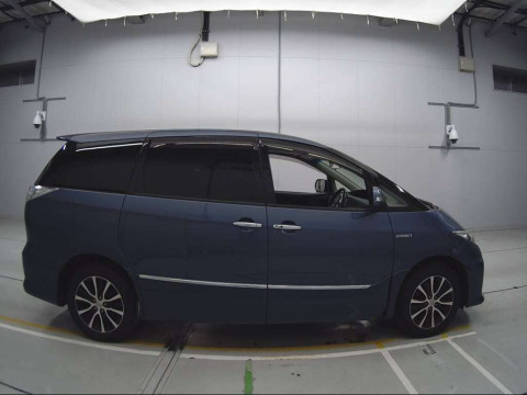 2014 Toyota Estima Hybrid AHR20W[2]