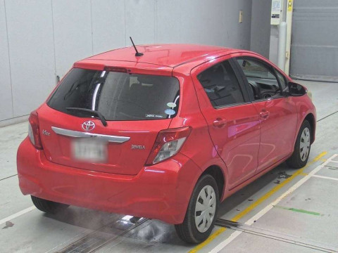 2012 Toyota Vitz NSP130[1]