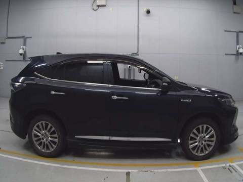 2014 Toyota Harrier Hybrid AVU65W[2]