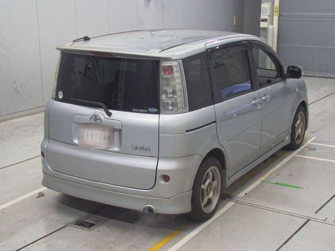 2003 Toyota Sienta NCP81G[1]