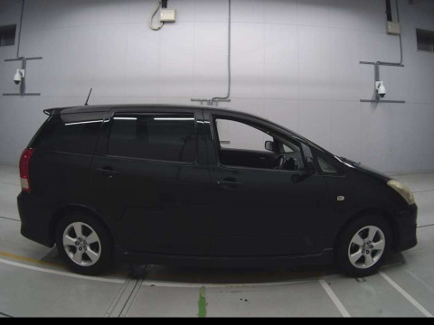 2006 Toyota Wish ZNE10G[2]