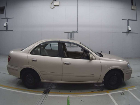 2002 Nissan Bluebird Sylphy FG10[2]