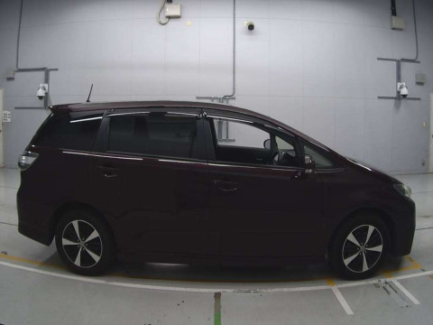 2012 Toyota Wish ZGE20W[2]